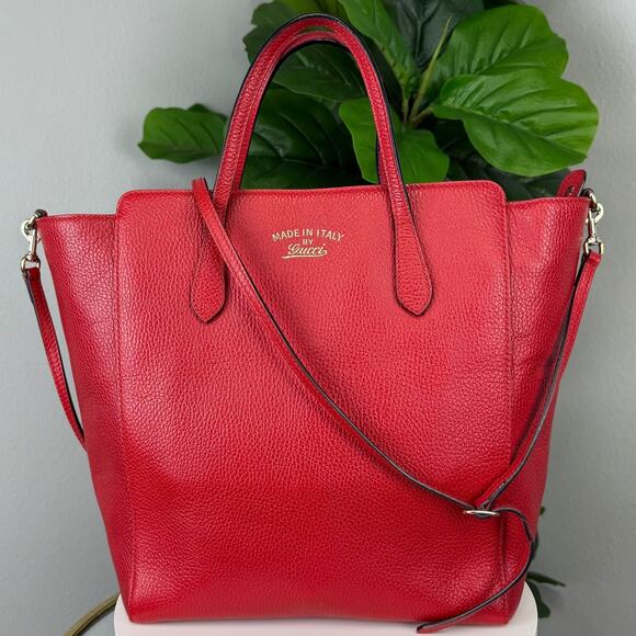 💎✨Authentic Gucci  Leather Swing Tote Bag Red - Picture 1 of 7